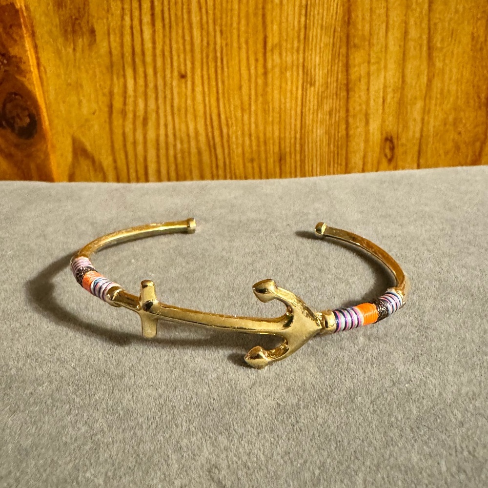 Stella & Dot Gold Tone Anchor Cuff Bracelet
